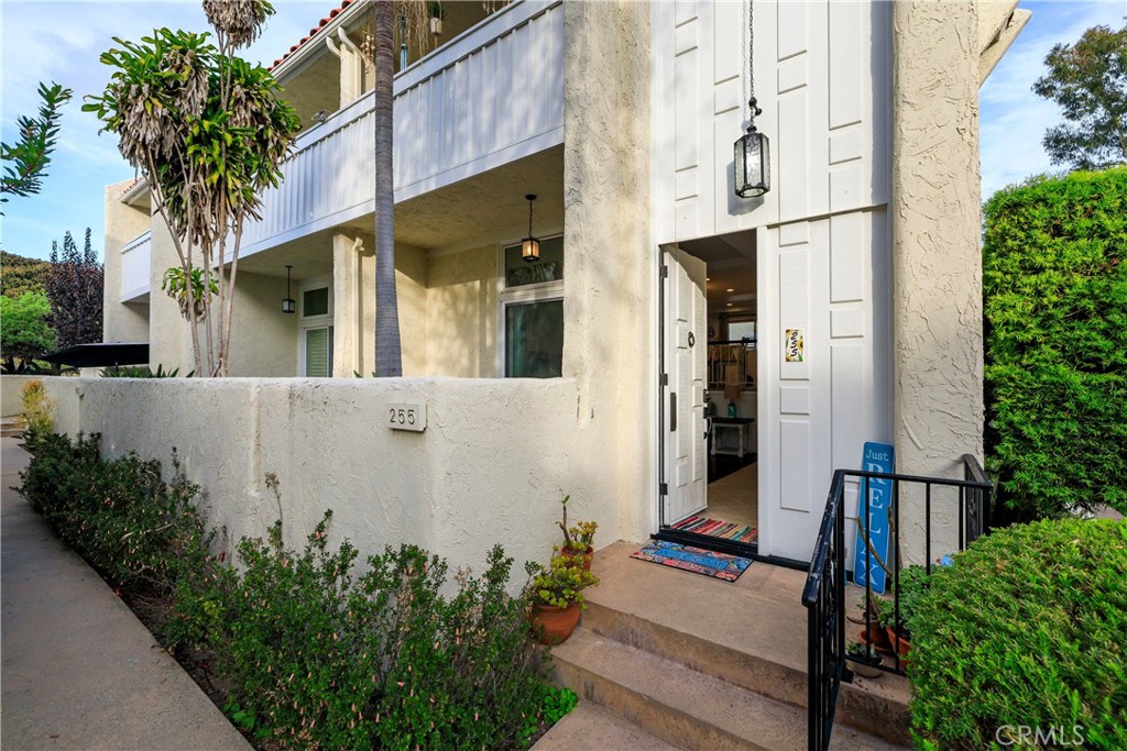 255 Valley Property Photo 1