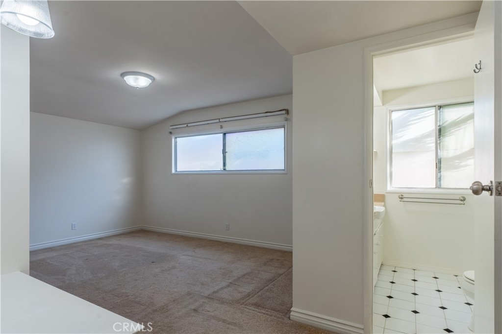 16827 S Raymond Avenue Property Photo 34