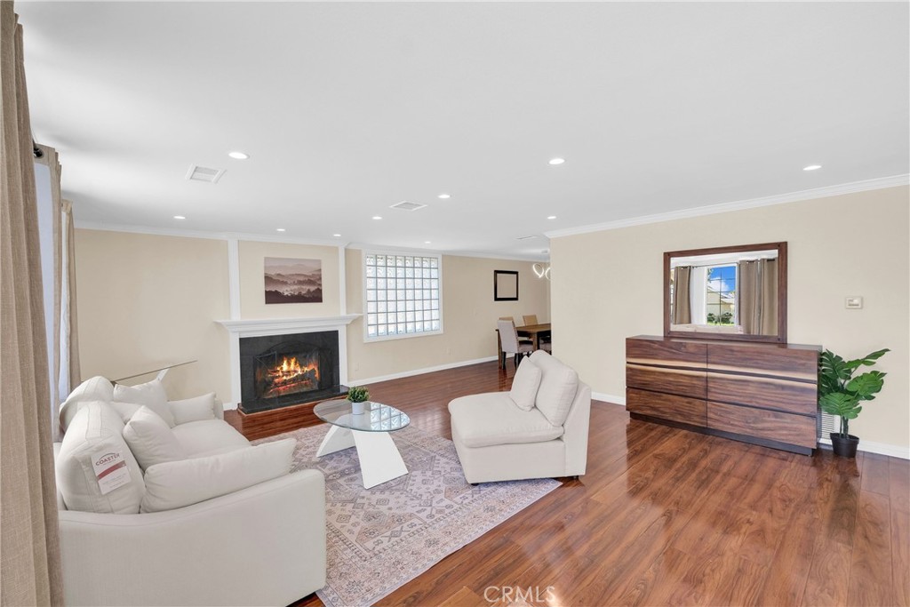 344 S Frankfurt Avenue Property Photo 3