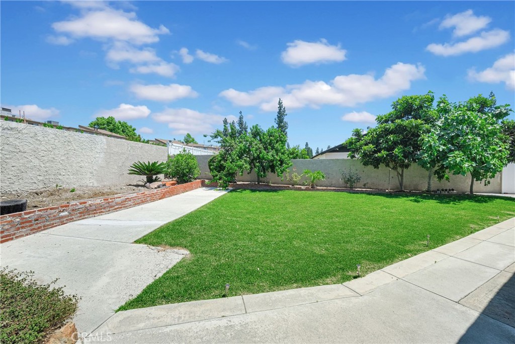 344 S Frankfurt Avenue Property Photo 24
