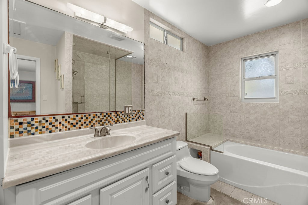 7419 W 89th Street Property Photo 13