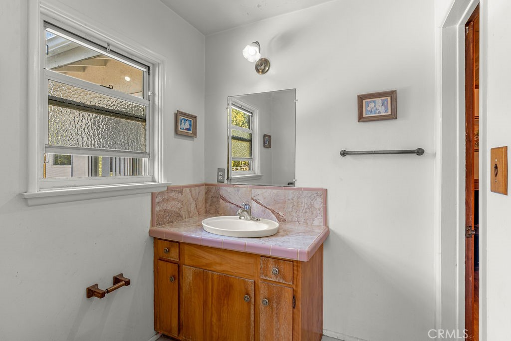 7419 W 89th Street Property Photo 22