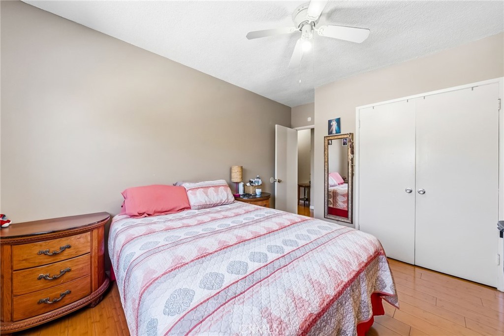 5333 Pine Avenue Property Photo 15