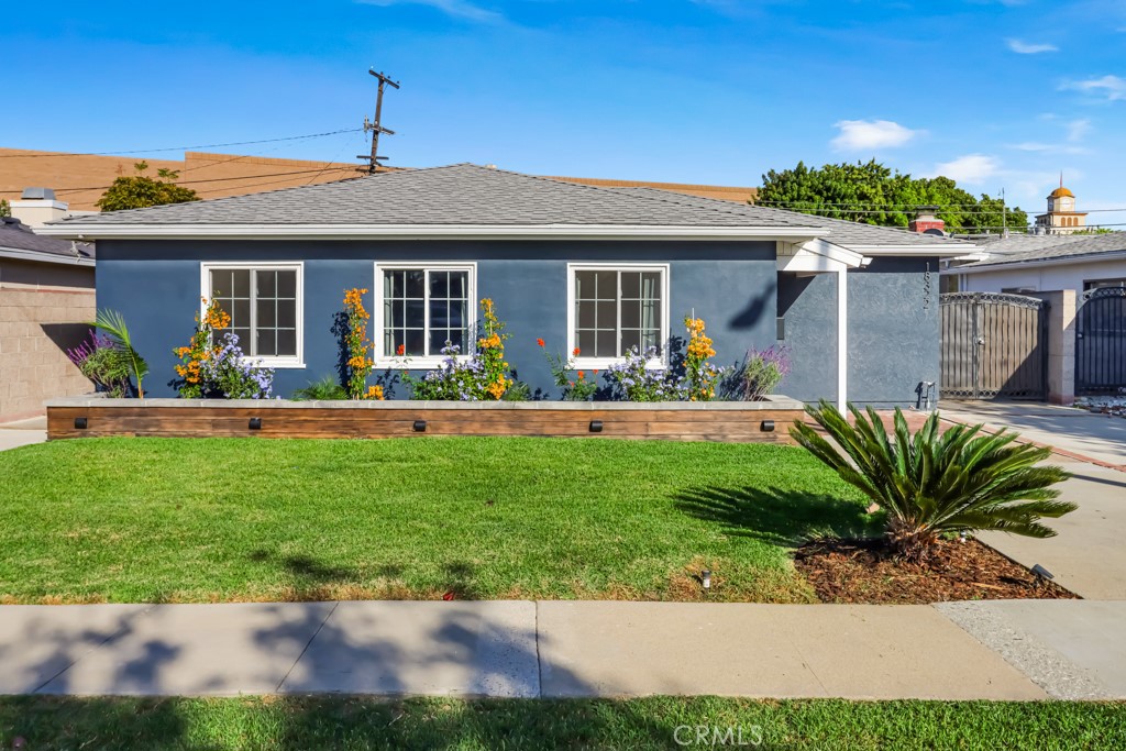 18322 Elgar Avenue Property Photo 1