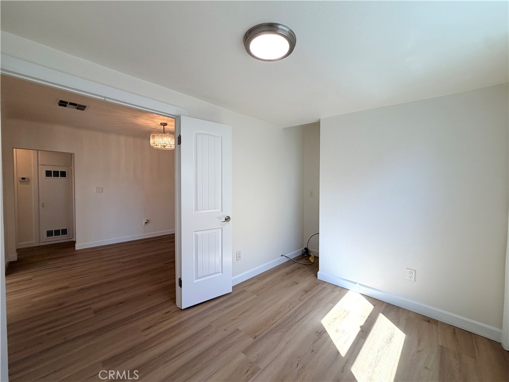 10318 Burin Avenue Property Photo 8