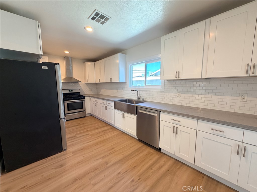 10318 Burin Avenue Property Photo 19
