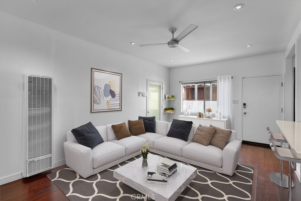 744 1/2 Flower Avenue Property Photo 7