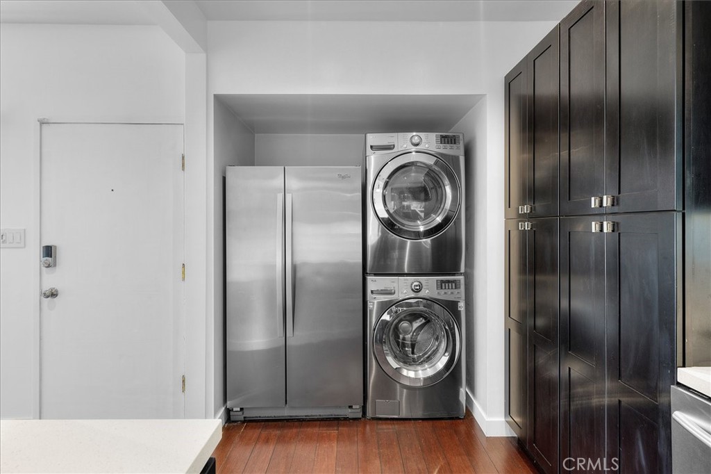 744 1/2 Flower Avenue Property Photo 10