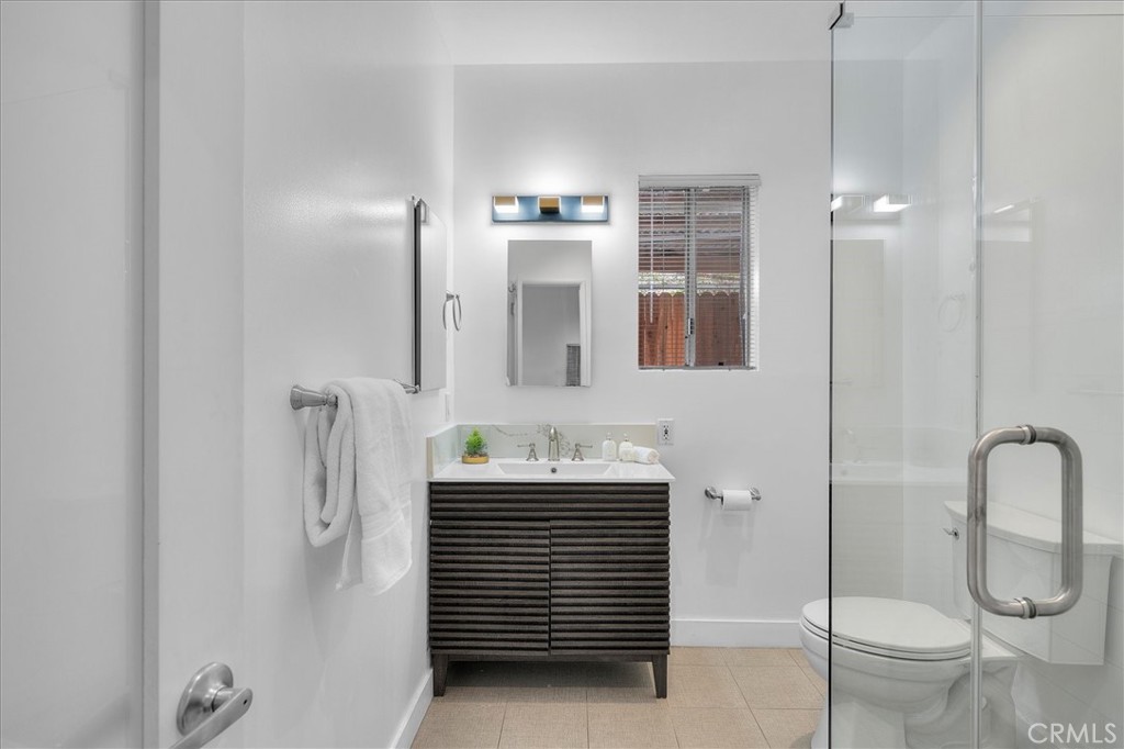 744 1/2 Flower Avenue Property Photo 12