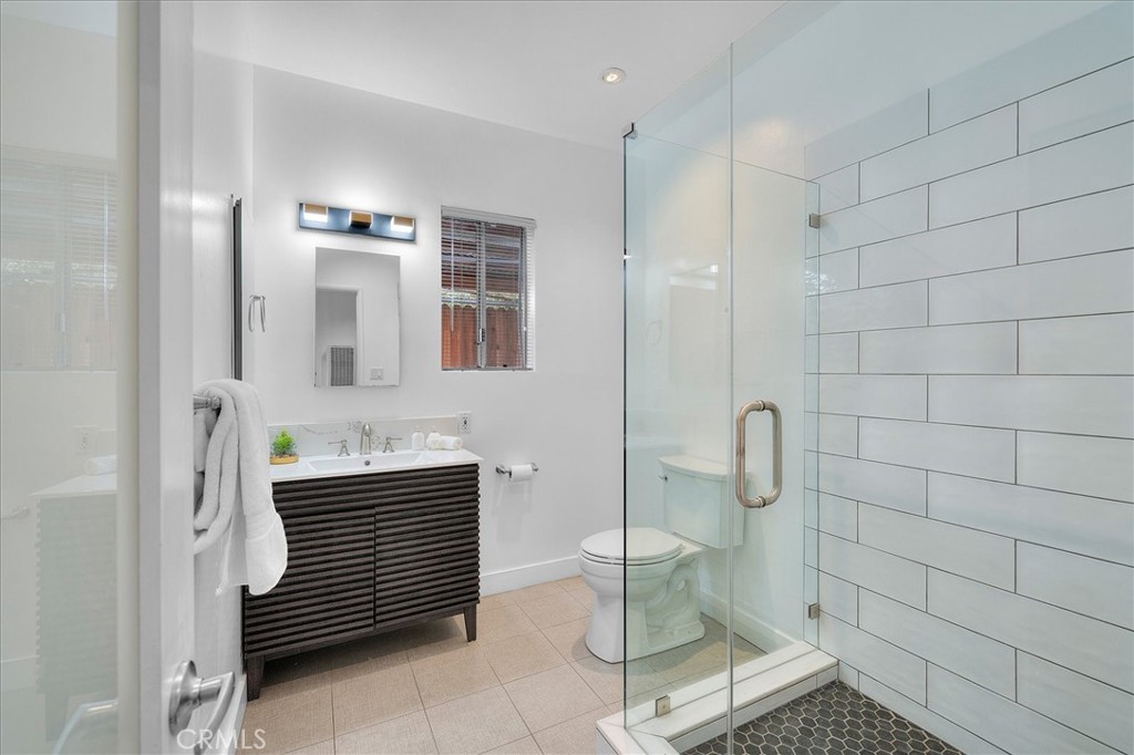 744 1/2 Flower Avenue Property Photo 13