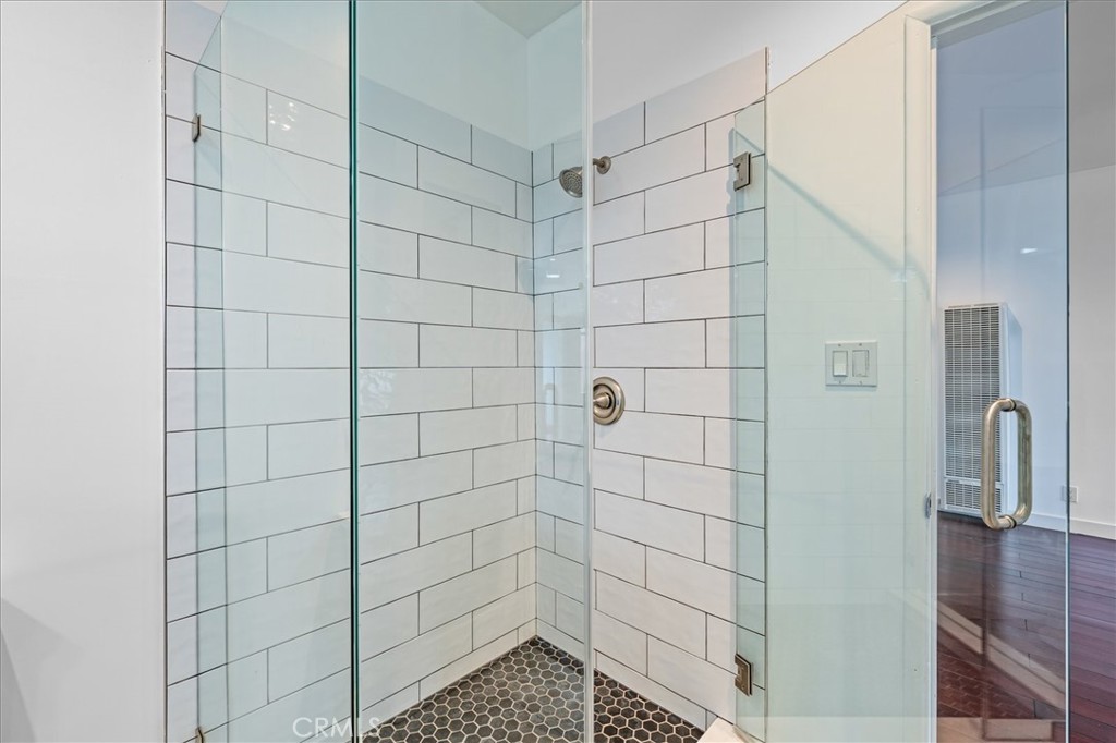 744 1/2 Flower Avenue Property Photo 14