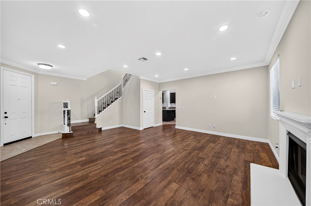 1669 Orchid Way Property Photo 6