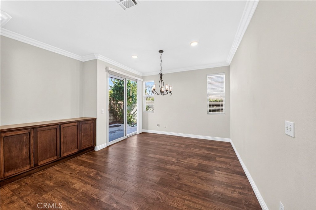 1669 Orchid Way Property Photo 8