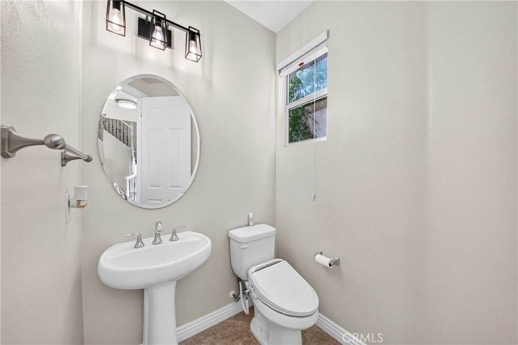 1669 Orchid Way Property Photo 15