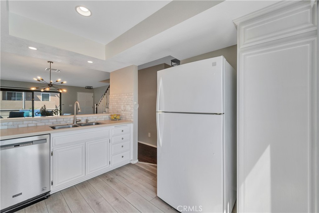 2721 Gramercy Avenue 2 Property Photo 10