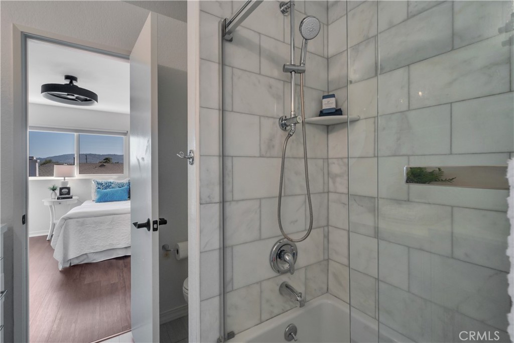2721 Gramercy Avenue 2 Property Photo 17