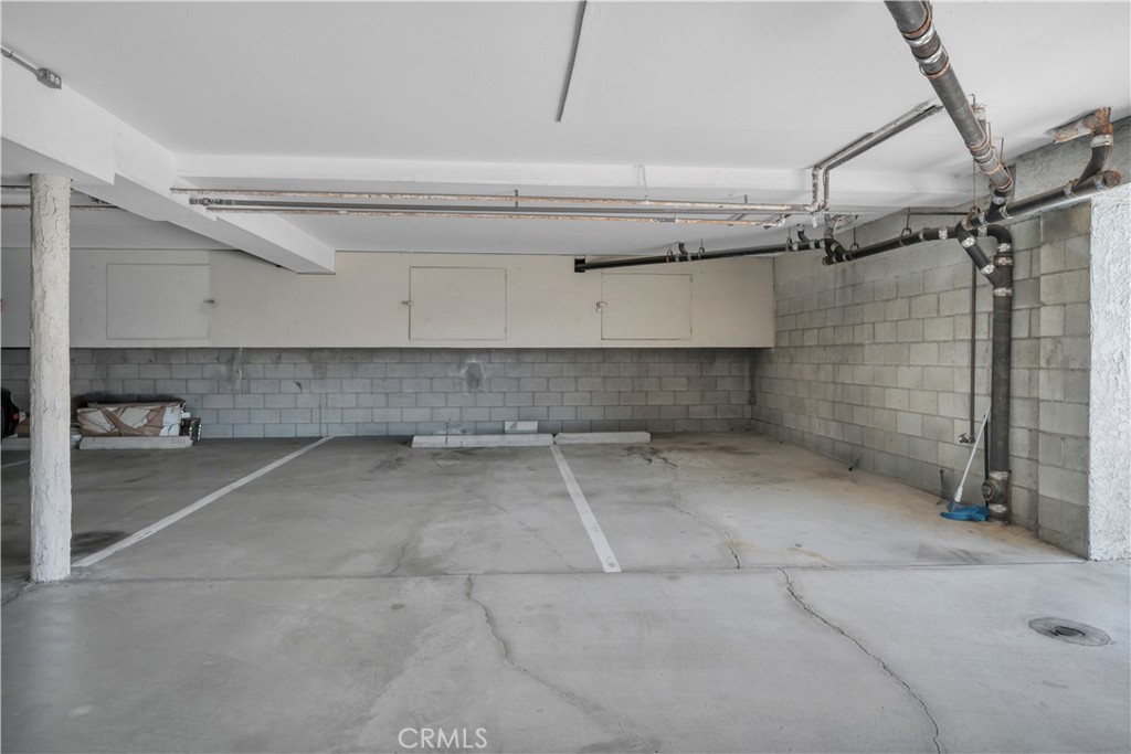 2721 Gramercy Avenue 2 Property Photo 24