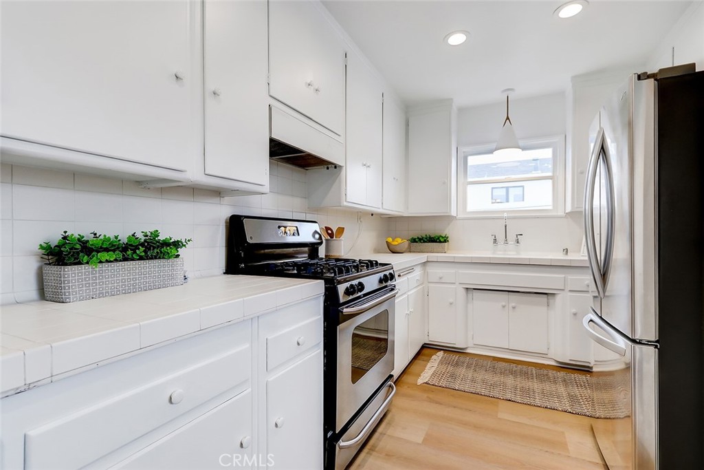 1808 Pacific Avenue Property Photo 14