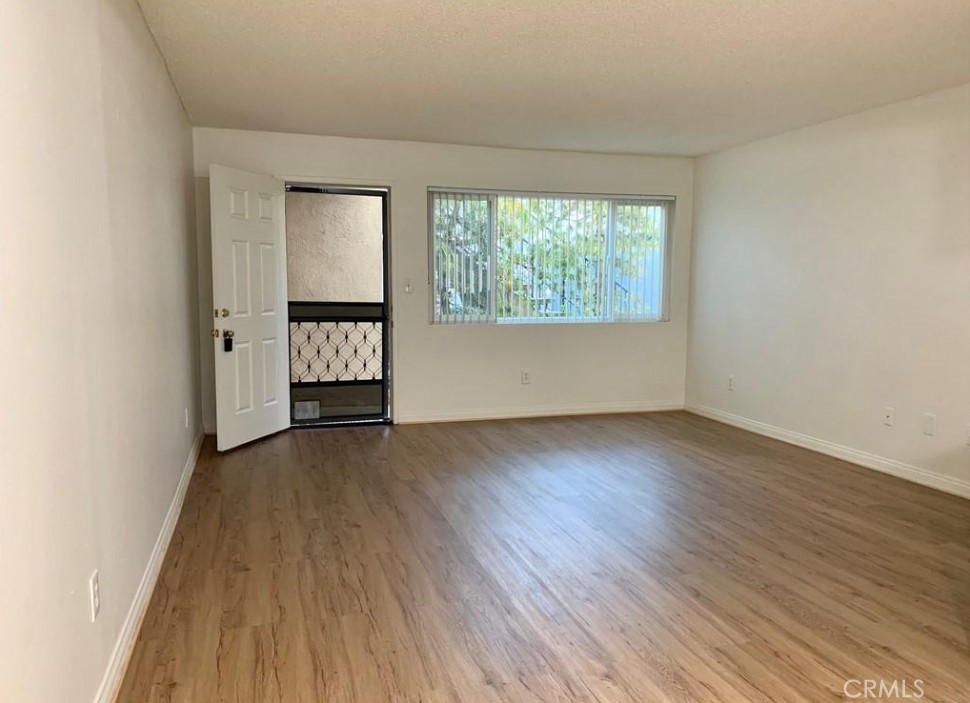 1222 Amethyst Street B Property Photo 4