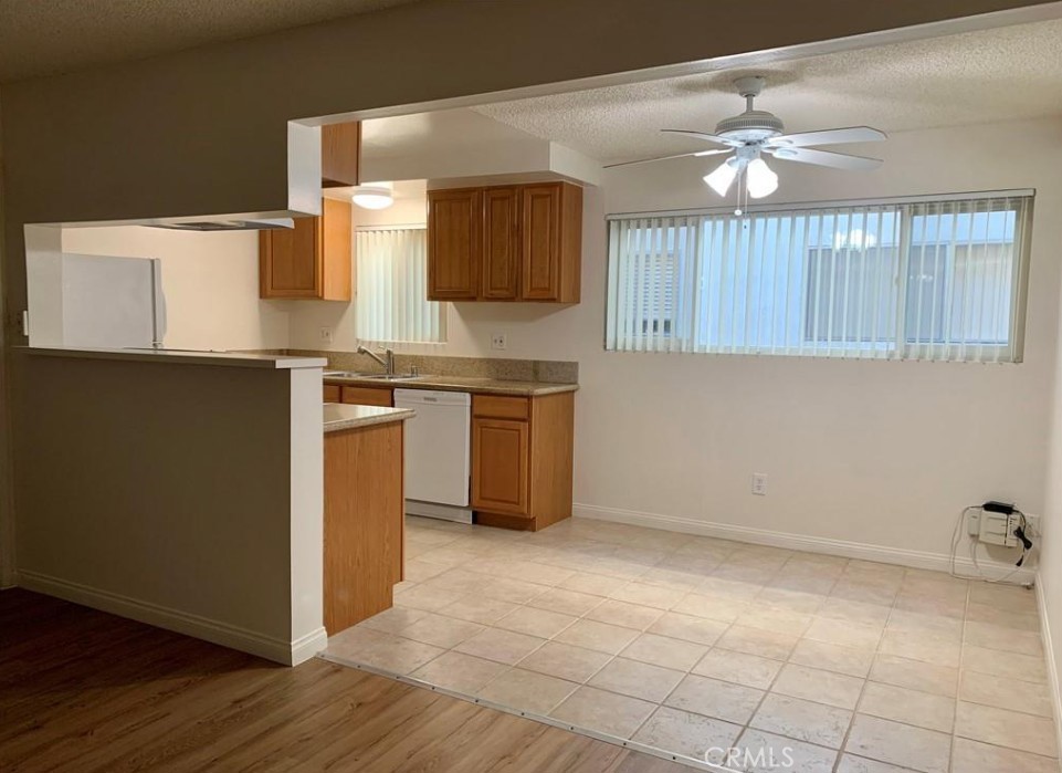 1222 Amethyst Street B Property Photo 6