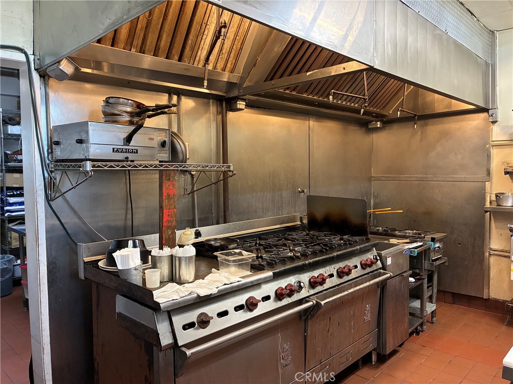 2140 W Artesia Boulevard N Property Photo 6