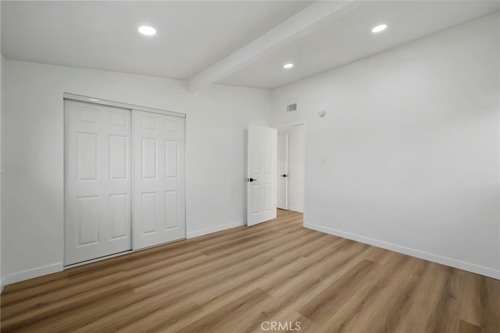 921 E 5th Street Property Photo 21