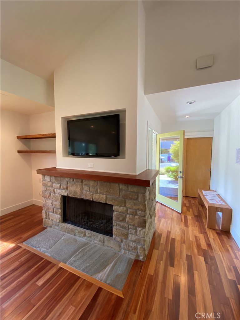 3304 Pacific Avenue Property Photo 4