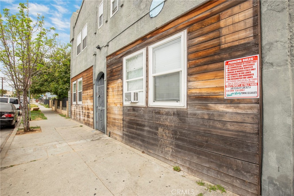 722 S Ford Boulevard Property Photo 9