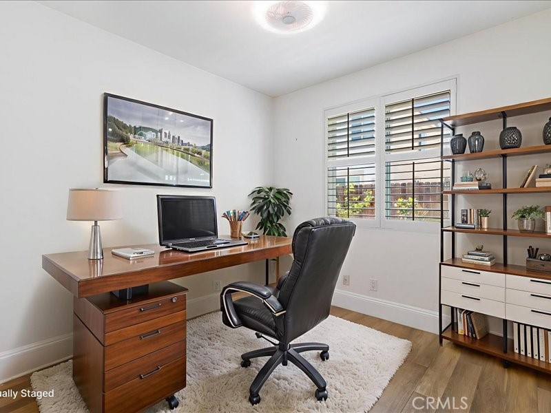22821 Oak Knoll Property Photo 33