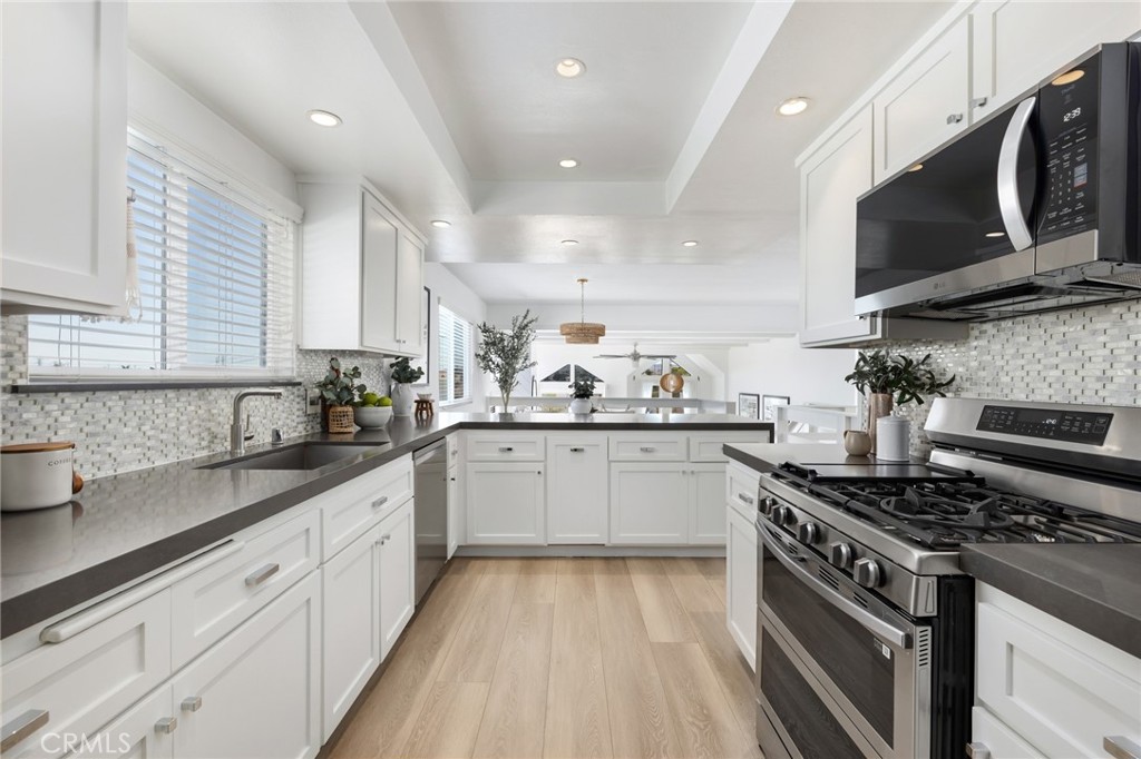 1245 8th Street Property Photo 3