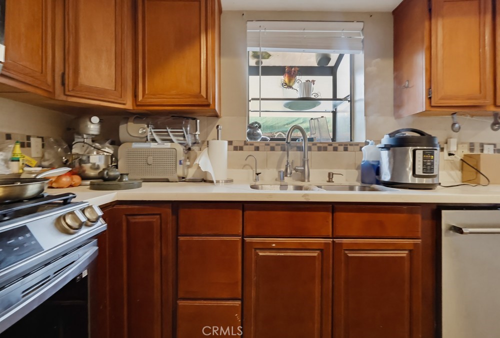 4163 W 160th Property Photo 41