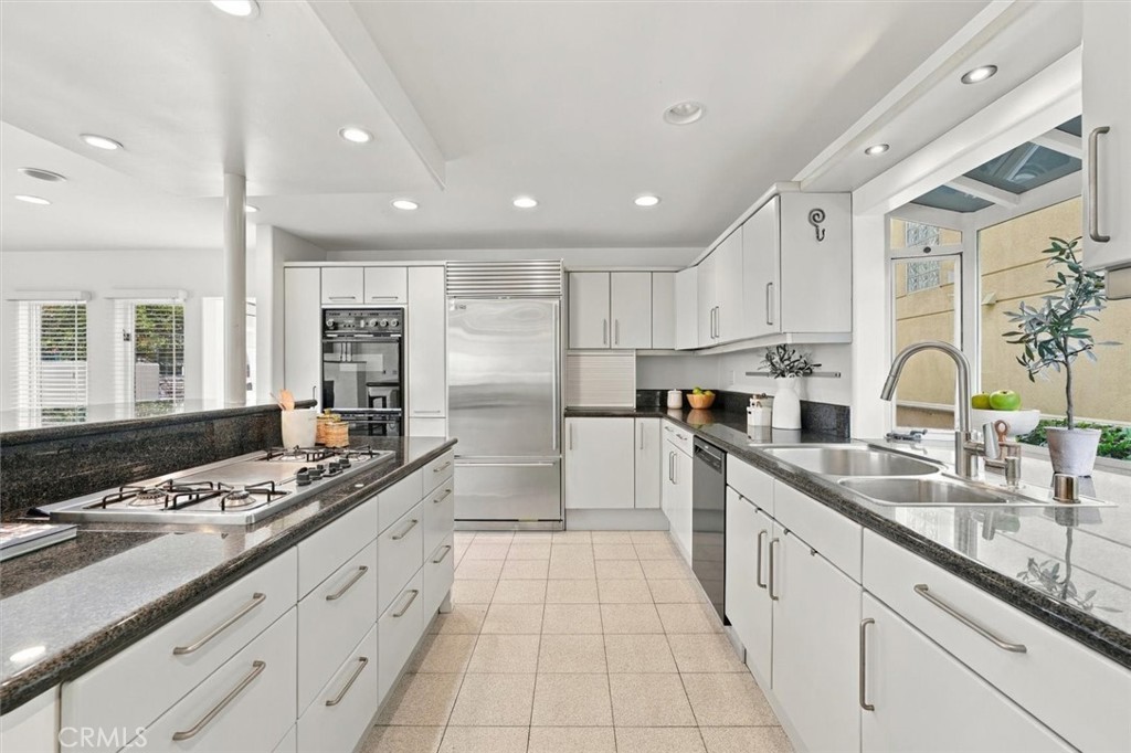 17 16th Street Property Photo 14
