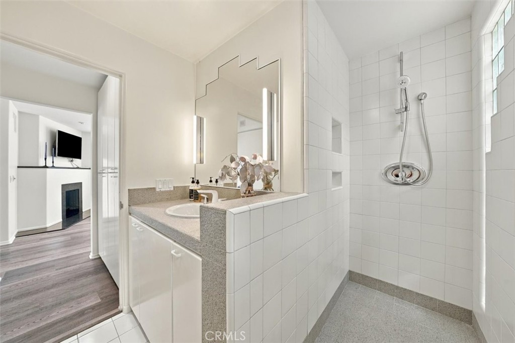 17 16th Street Property Photo 36
