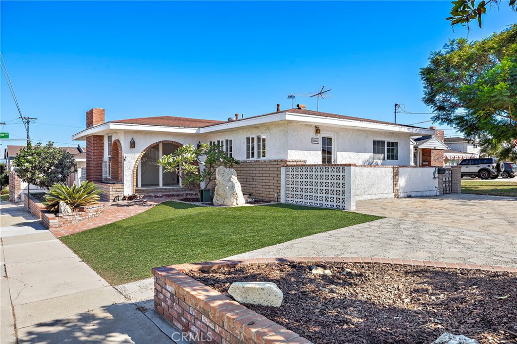 1801 Ripley Avenue Property Photo 2