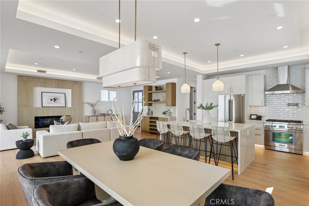 2019 Huntington Lane A Property Photo 16