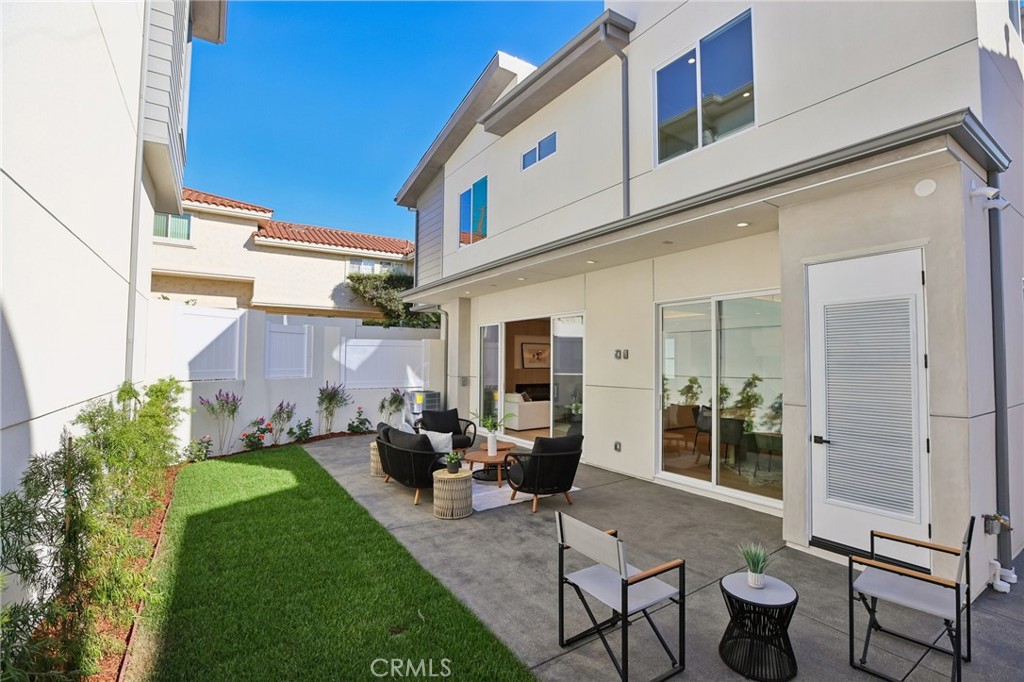 2019 Huntington Lane A Property Photo 22