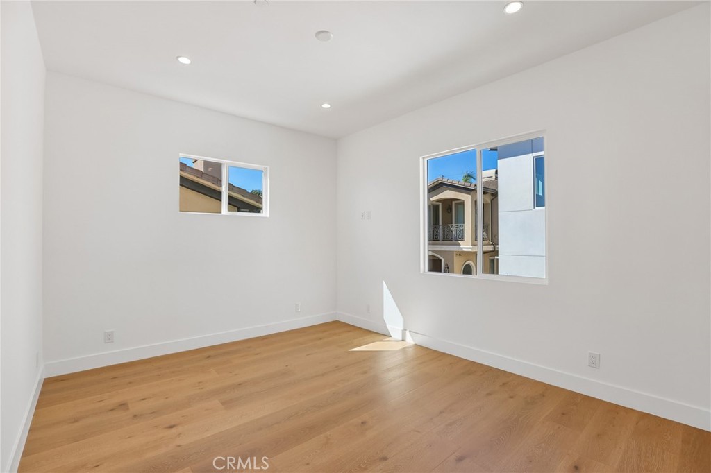 2019 Huntington Lane A Property Photo 39