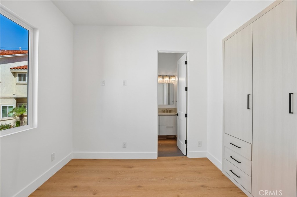 2019 Huntington Lane A Property Photo 45