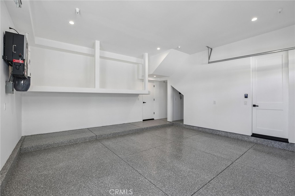 2019 Huntington Lane A Property Photo 50