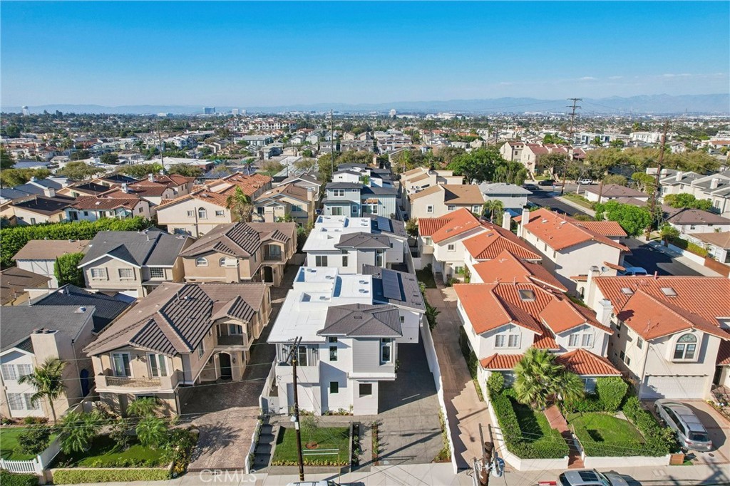2019 Huntington Lane A Property Photo 54