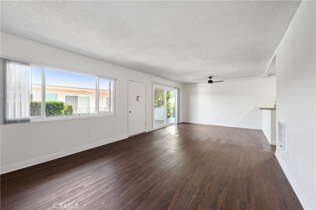 3656 Garnet Street 304 Property Photo 6