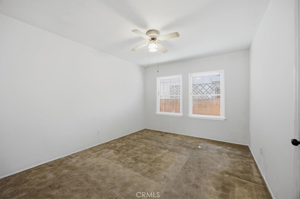 1135 S Fir Avenue Property Photo 20