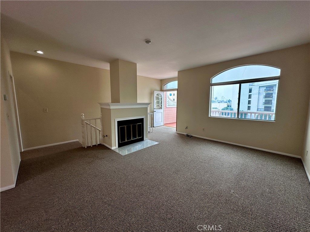 320 N Catalina Avenue 3 Property Photo 6