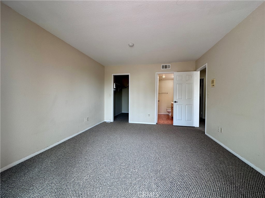 320 N Catalina Avenue 3 Property Photo 25
