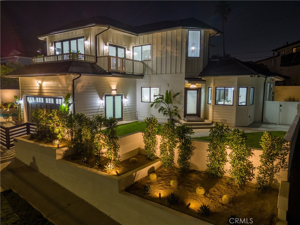 1903 190th Street Property Photo 1