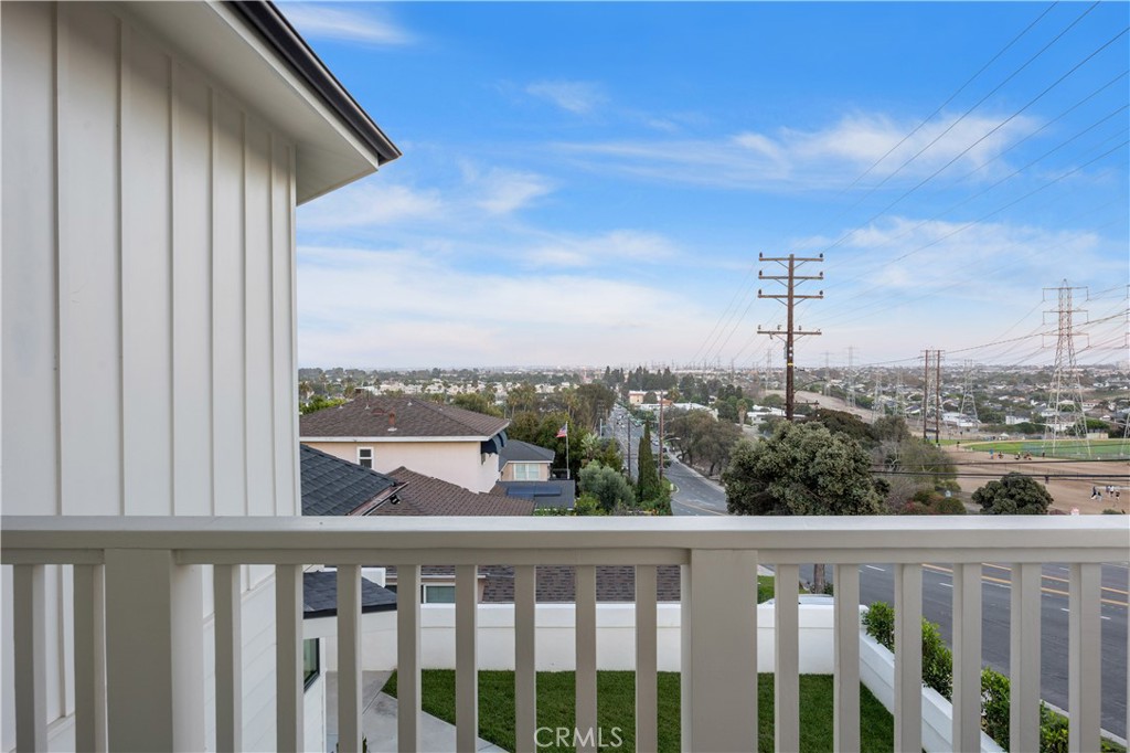 1903 190th Street Property Photo 23