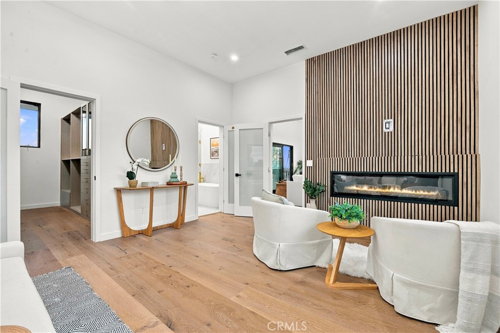 1903 190th Street Property Photo 27