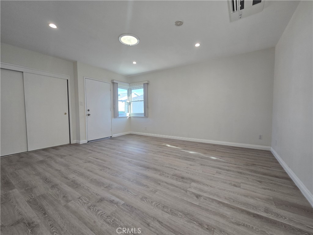 1611 W 154th Place Property Photo 13