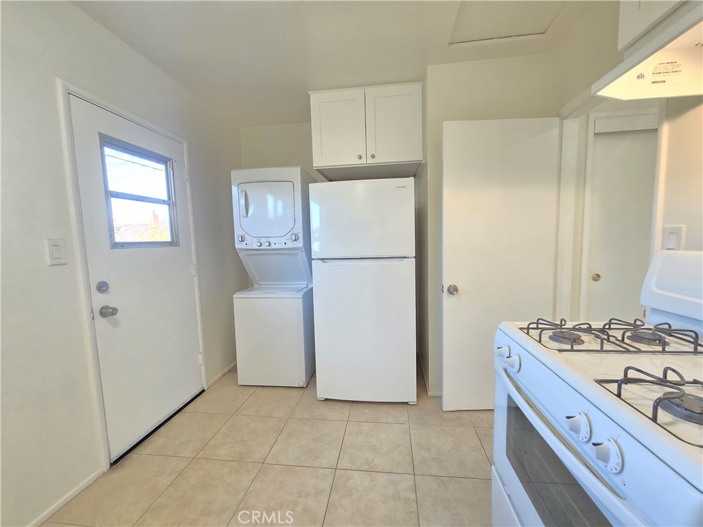 1611 W 154th Place Property Photo 15