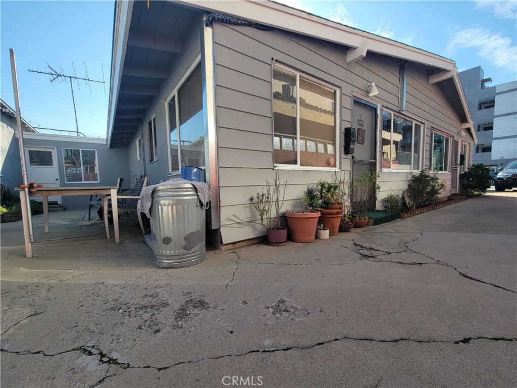 4232 Mclaughlin Property Photo 14